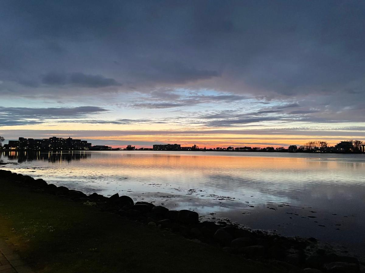 Derzeit Beliebt - Phaenomenaler Ausblick Auf Binnen- Und Ostsee Heiligenhafen Exterior foto
